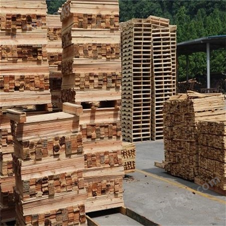 工程建筑方木 日照木材加工厂批发 建筑工程木方价格平价
