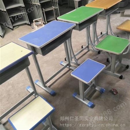 平顶山钢木学生课桌椅——废寝忘食