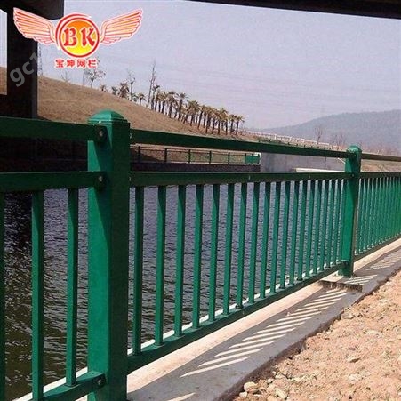 宝坤 不锈钢景观桥梁护栏 人行道防撞栏杆 隔离镀锌钢管
