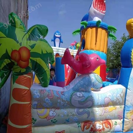 充气城堡厂家海洋球 充气城堡供应水上乐园多姿多彩